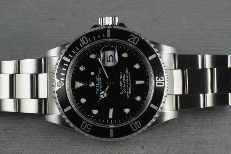 1999 Rolex Submariner 16610 Box and Papers