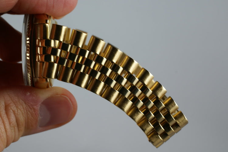 Rolex Datejust 1601 18K with slate gray dial and 18 bracelet