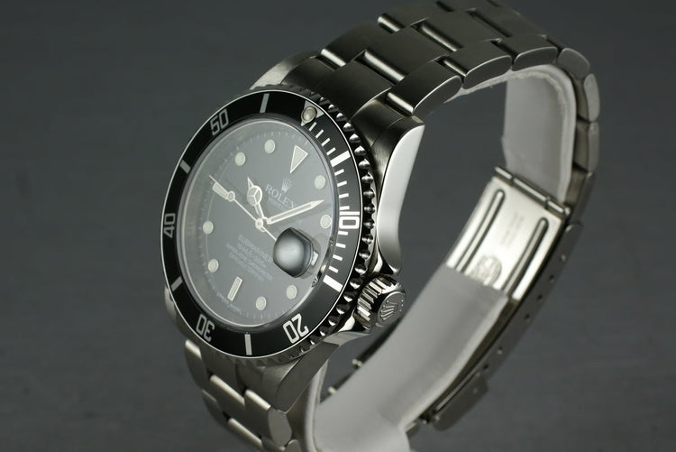 Rolex Submariner 16610 Box and Papers M serial