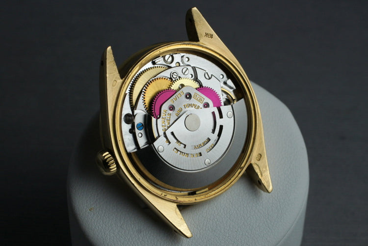 1977 Rolex 18K Date 1501 with Champagne Sigma Dial