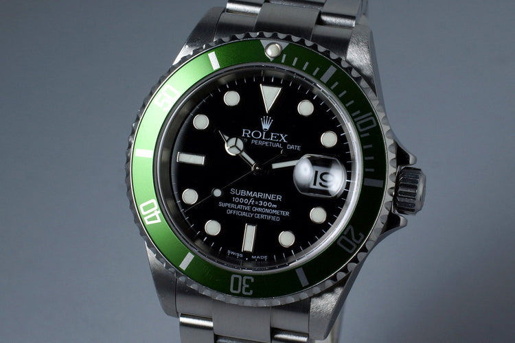 2004 Rolex Green Submariner 16610V with Box and Papers (FULL SET)