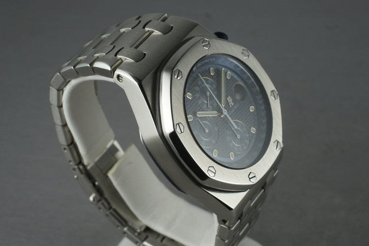 Audemars Piguet Royal Oak OffShore 25721ST with Papers
