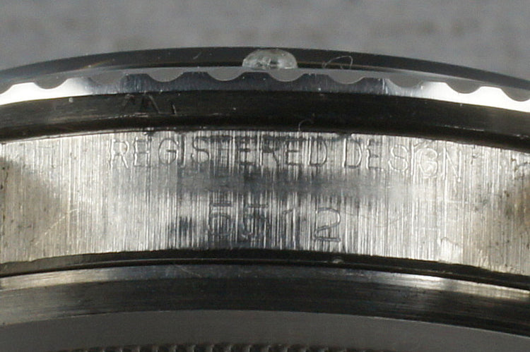 Rolex Submariner 5512 Gilt Dial with Box and Papers