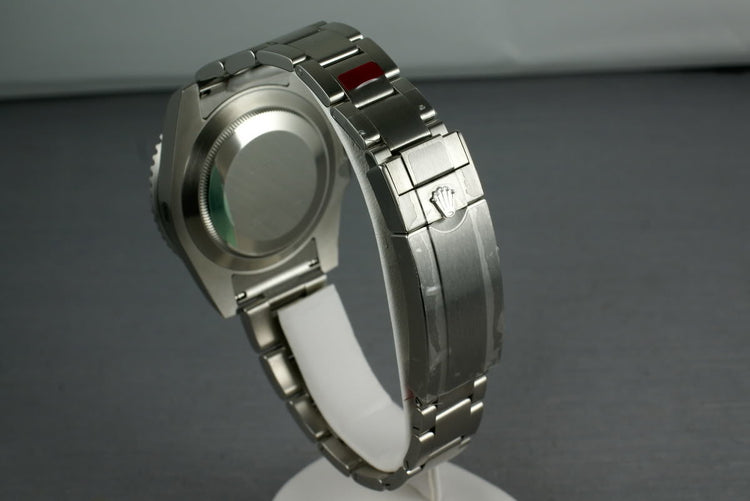 Ceramic Rolex GREEN Submariner 116610V Box and Papers Brand New