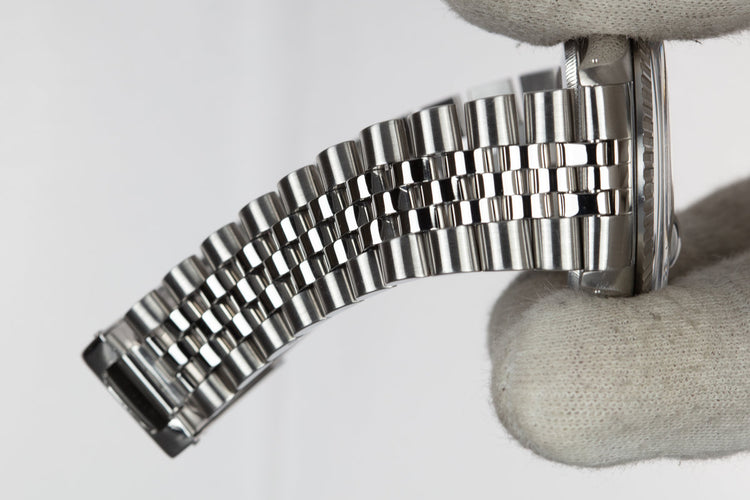 1983 Rolex DateJust 16030 black dial with Box and Papers