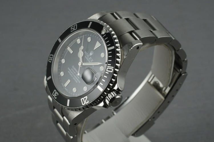 2001 Rolex Submariner 16610 Box and Papers