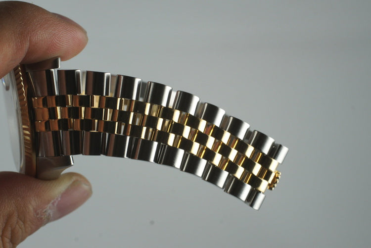 2005 Rolex Datejust 116233 with Box and Papers