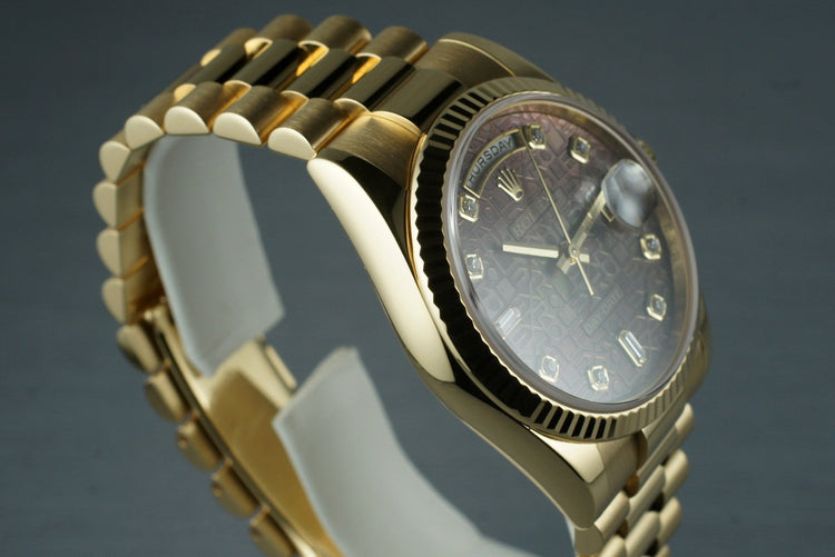 2006 Rolex 18K Day-Date 118235 Mother of Pearl Diamond Dial and Box and Papers