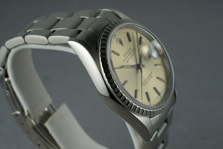 1993 Rolex DateJust 16220 with Box and Papers