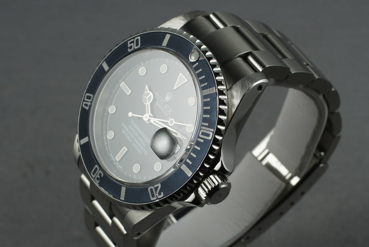 1999 Rolex Submariner 16610 Box and Papers