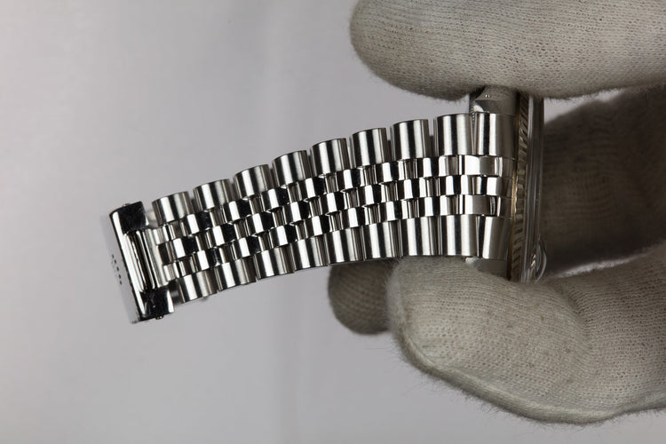 1976 Rolex DateJust 1601 with Silver Linen Sigma Dial