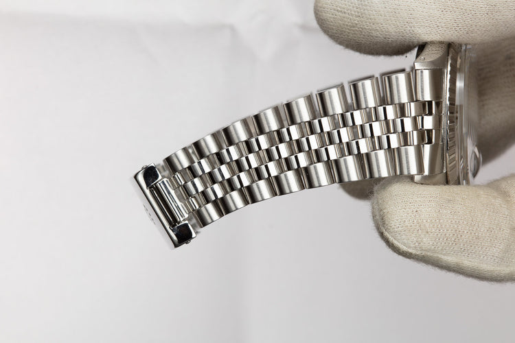 1971 Rolex DateJust 1603 Silver Wide Boy Dial with Double Papers, and Rolex Service Papers