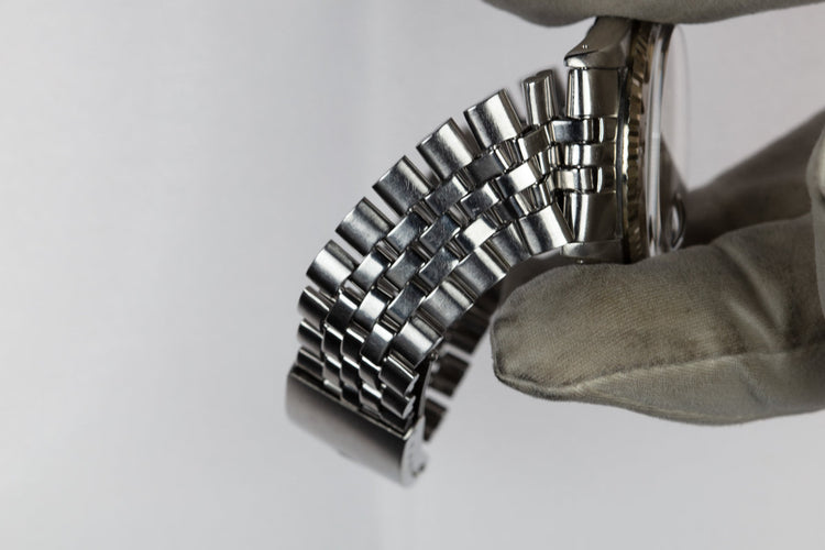 1968 Rolex DateJust 1601 with No Lume Silver Dial