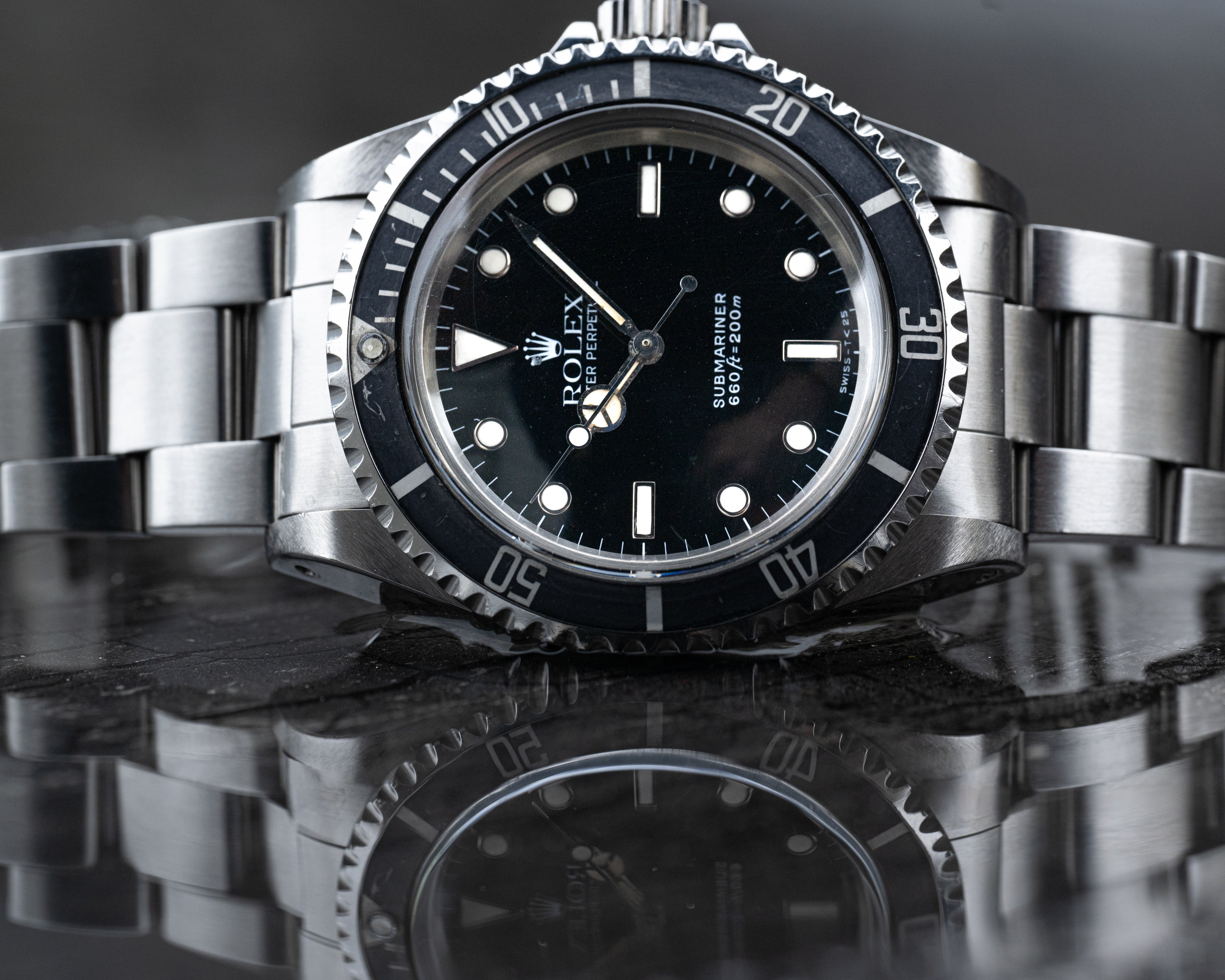 Rolex Submariner 5513 w Service Case Creamy Tritium Hands Faded Bezel Insert