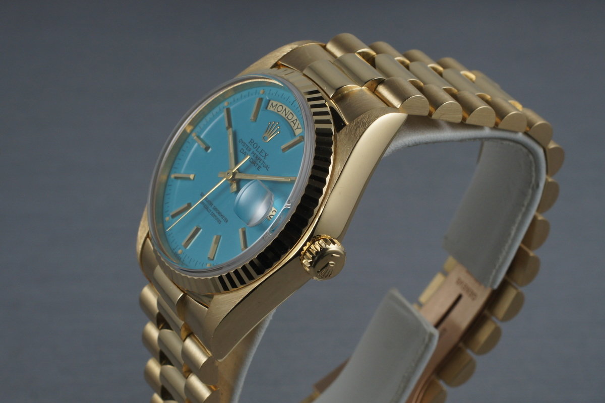 HQ Milton - 1979 Rolex 18K Day-Date 18038 with Baby Blue