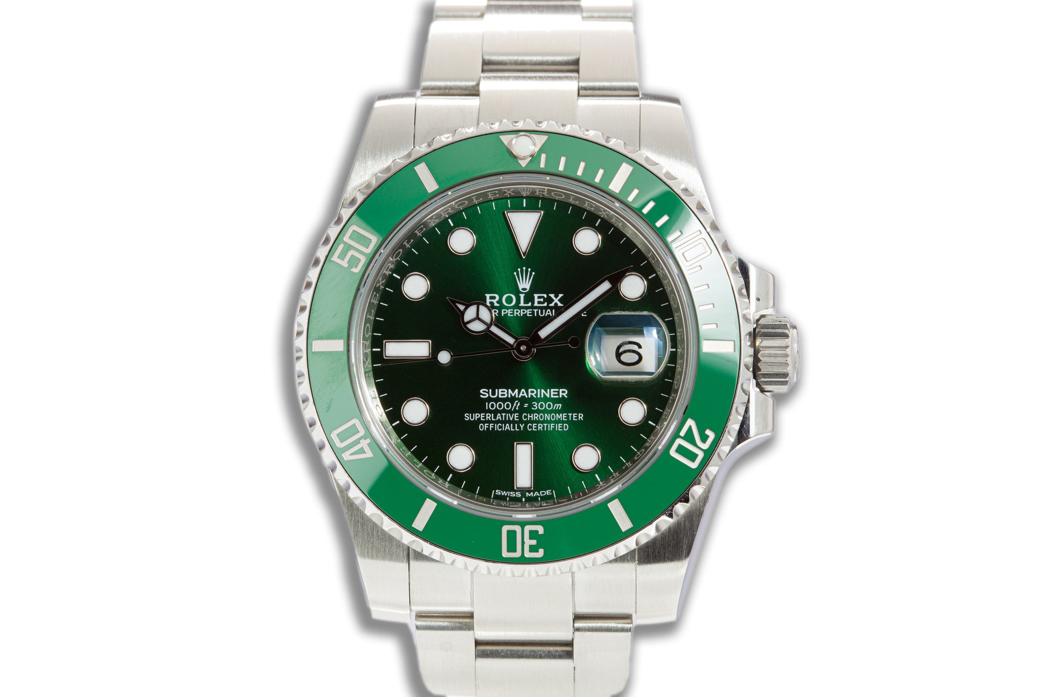 Rolex 2016 Submariner 116610lv Hulk Green Dial Oyster Bracelet