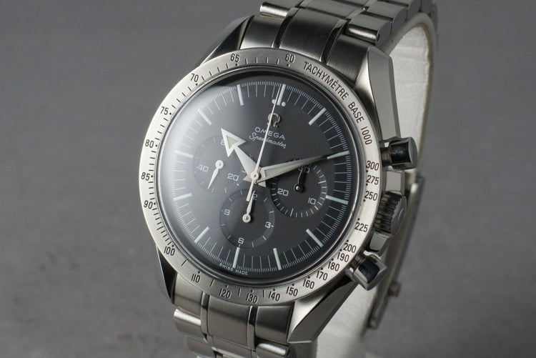 Omega Speedmaster Professional 35945000 with Box and Papers