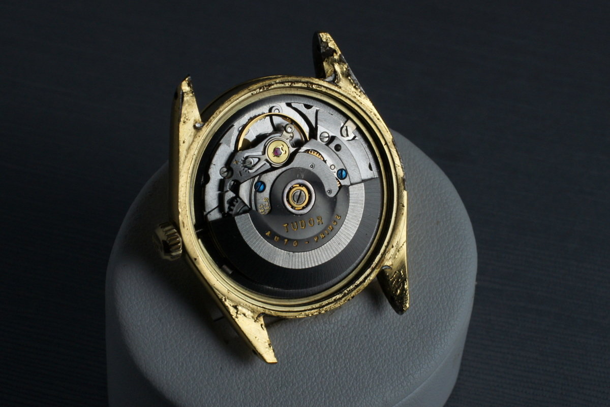 HQ Milton - 1968 Tudor Gold Shell Prince Oysterdate 9050/1