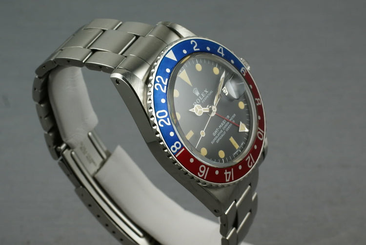 Rolex GMT 1675 with Beautiful dial and case
