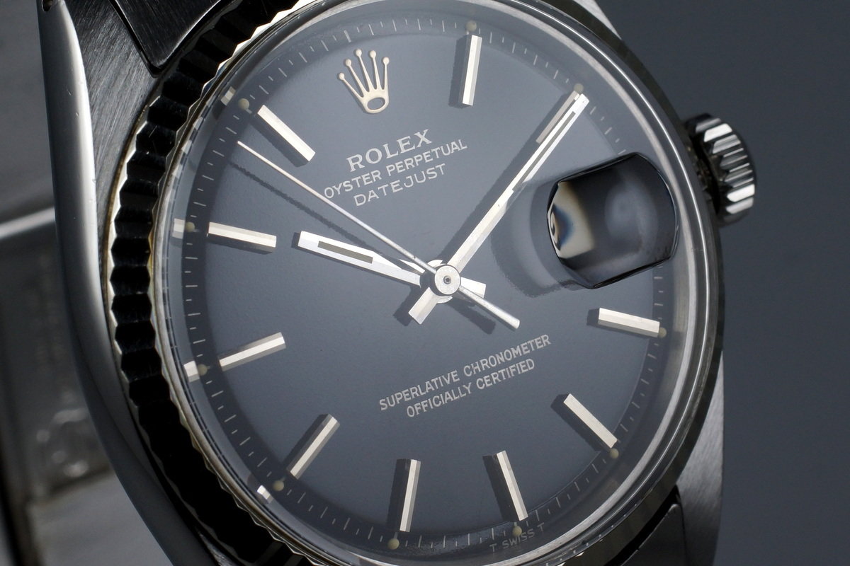 HQ Milton - 1967 Rolex DateJust 1601 Glossy Gilt Black Dial with
