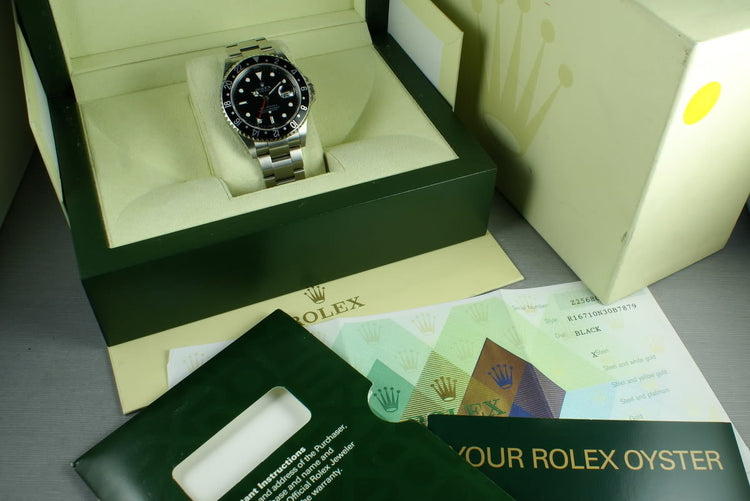 Rolex GMT 16710  Z serial with Box and Papers