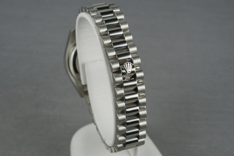 2001 Ladies Platinum Rolex Datejust 179296 with Factory Diamond Dial