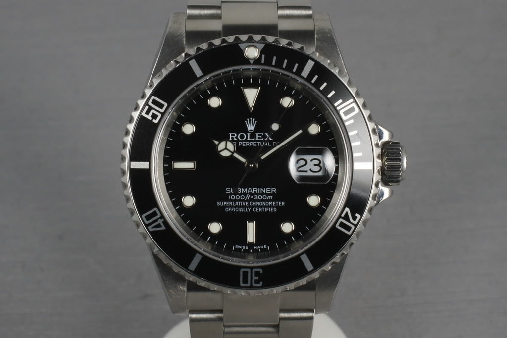 2005 Rolex Submariner  16610 Box and Papers