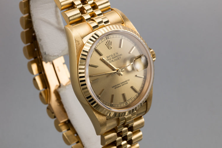 1995 Rolex 18K YG DateJust 16238 Champagne Dial