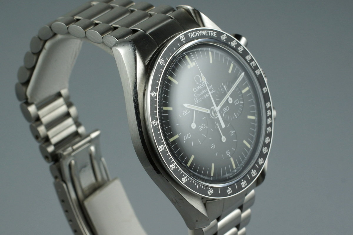 Omega discount speedmaster 1450022